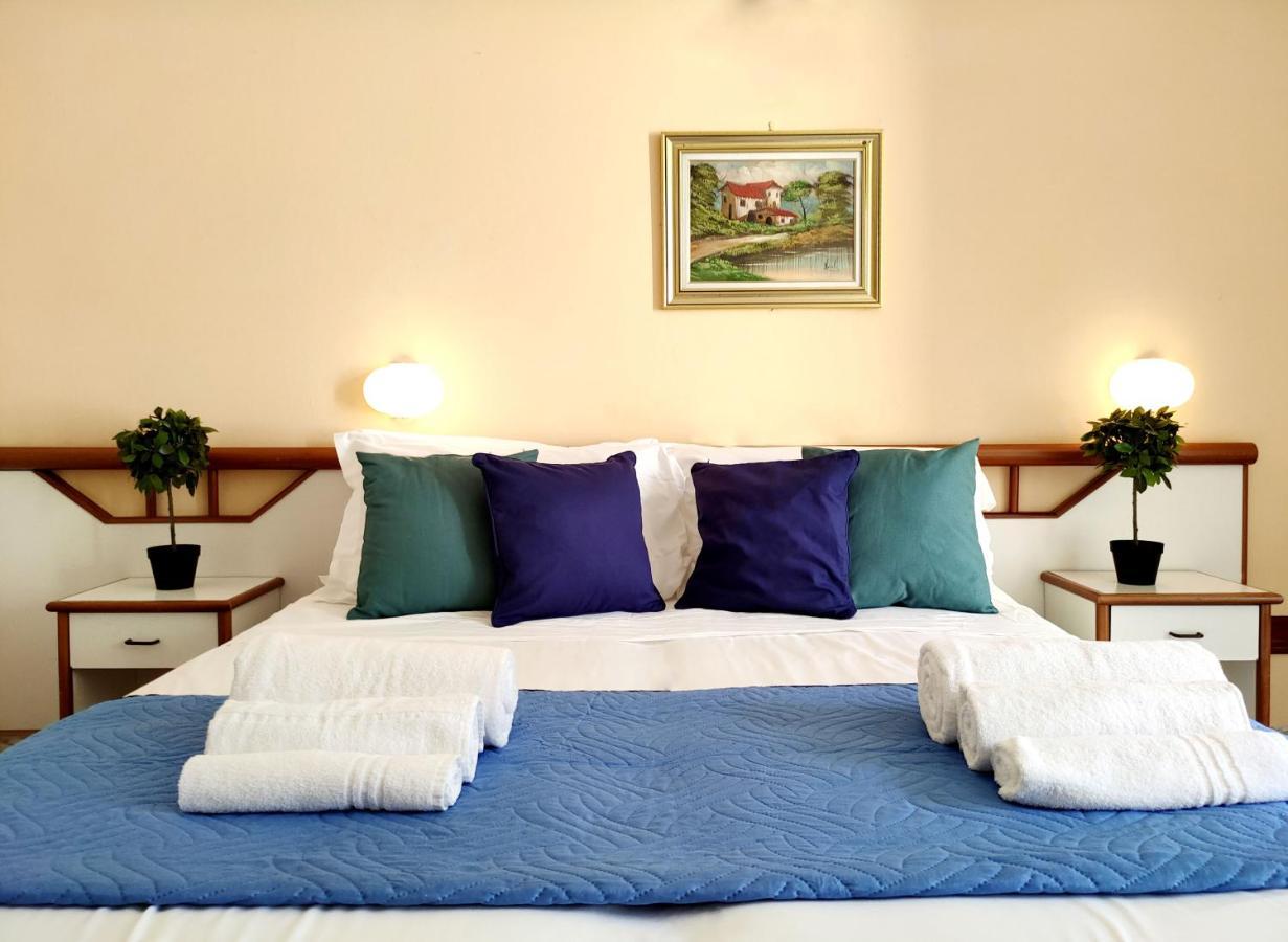 Club Hotel Residence เชเซนาติโก ภายนอก รูปภาพ
